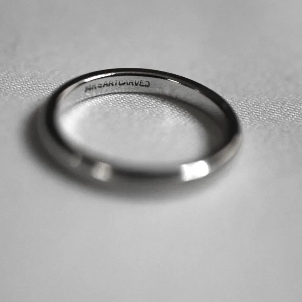 Vintage 70's 14K White Gold Artcarved Band In Original Box Size 5 Unisex Ring